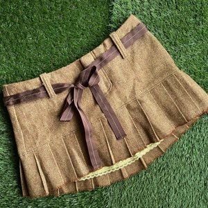 Y2K Abercrombie & Fitch pleated skirt